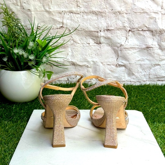 BADGLEY MISCHKA.
Urbana Platform Stiletto Heels size 8.5 - Picture 7 of 12